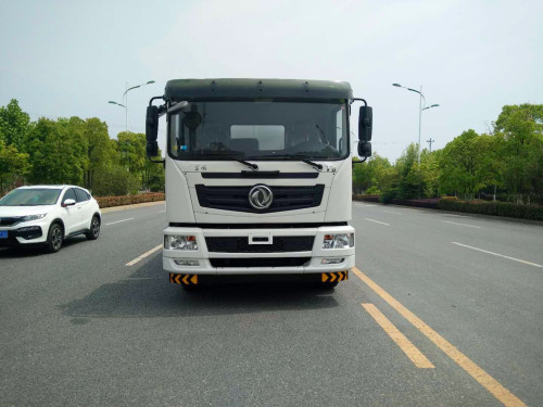 灑水車太任性,應(yīng)由吸塵車取代 灑水車太任性,應(yīng)由吸塵車取代