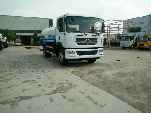 東風(fēng)灑水車12噸灑水車供應(yīng)東風(fēng)D9 12-15噸灑水車新款D9多利卡180馬力國五多功能灑水車 東風(fēng)灑水車12噸灑水車供應(yīng)東風(fēng)D9 12-15噸灑水車新款D9多利卡180馬力國五多功能灑水車