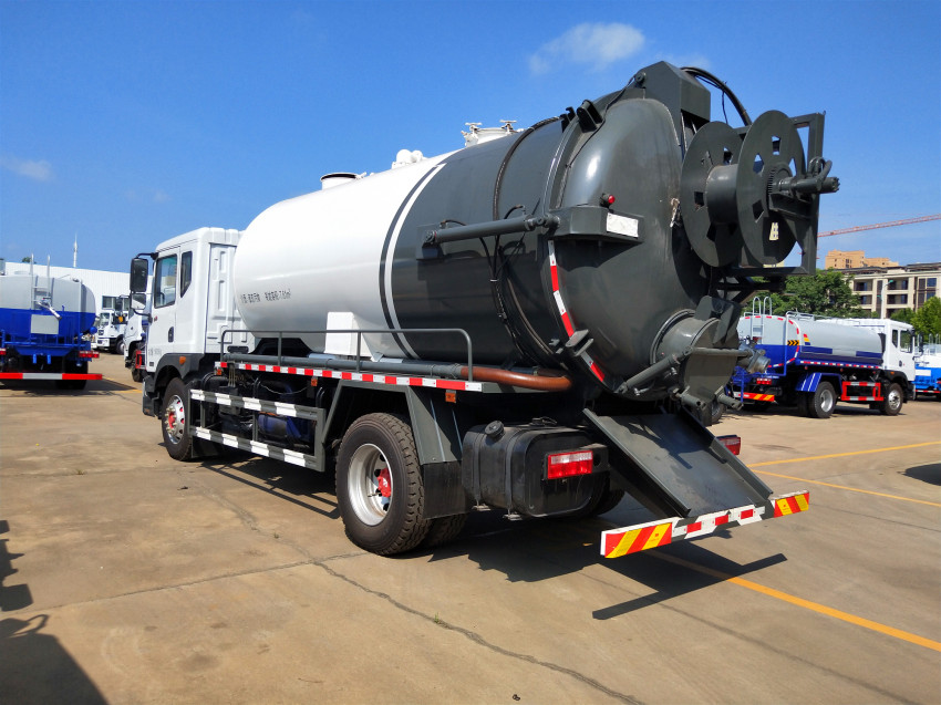 東風(fēng)D9國六吸污車等4項(xiàng)發(fā)明填補(bǔ)國內(nèi)空白-湖北程力 東風(fēng)D9國六吸污車等4項(xiàng)發(fā)明填補(bǔ)國內(nèi)空白-湖北程力