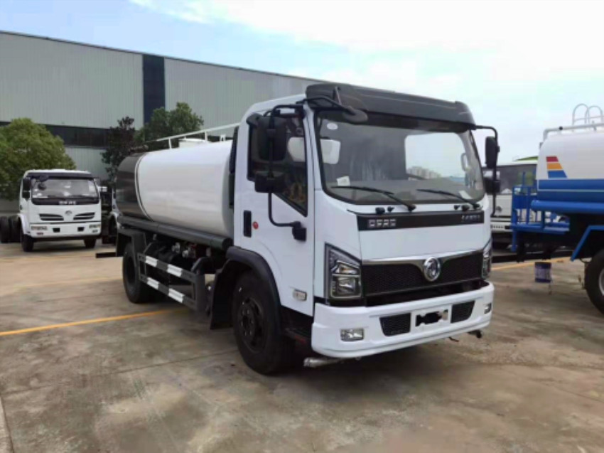 灑水車使用時候注意事項-湖北程力技術服務中心 灑水車使用時候注意事項-湖北程力技術服務中心