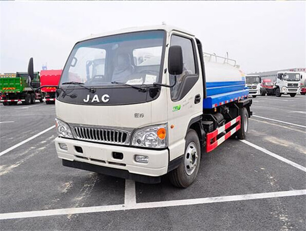 5噸灑水車價格及功能使用說明-湖北程力灑水車生產廠家 5噸灑水車價格及功能使用說明-湖北程力灑水車生產廠家