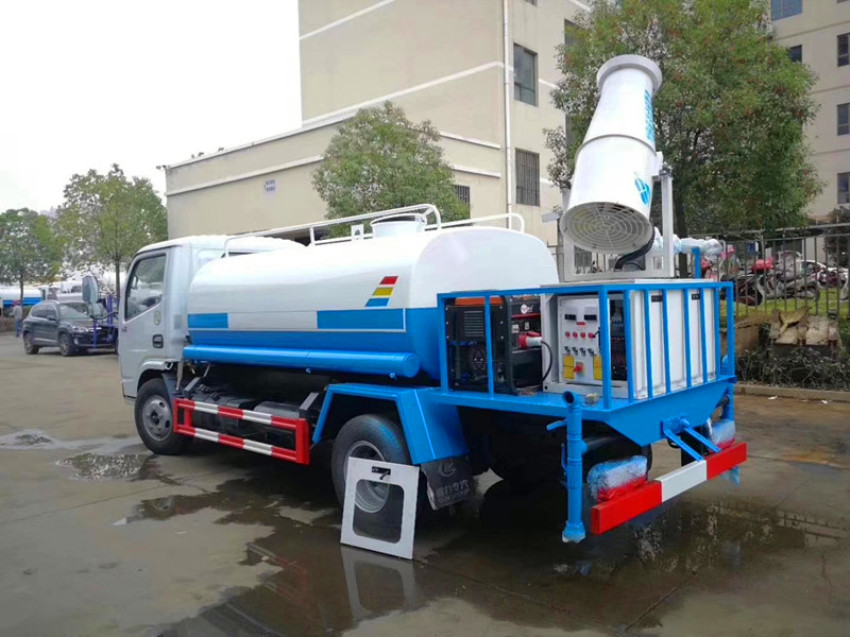 高端環(huán)保霧炮車,多功能抑塵車價格-湖北程力灑水車廠家直銷 高端環(huán)保霧炮車,多功能抑塵車價格-湖北程力灑水車廠家直銷