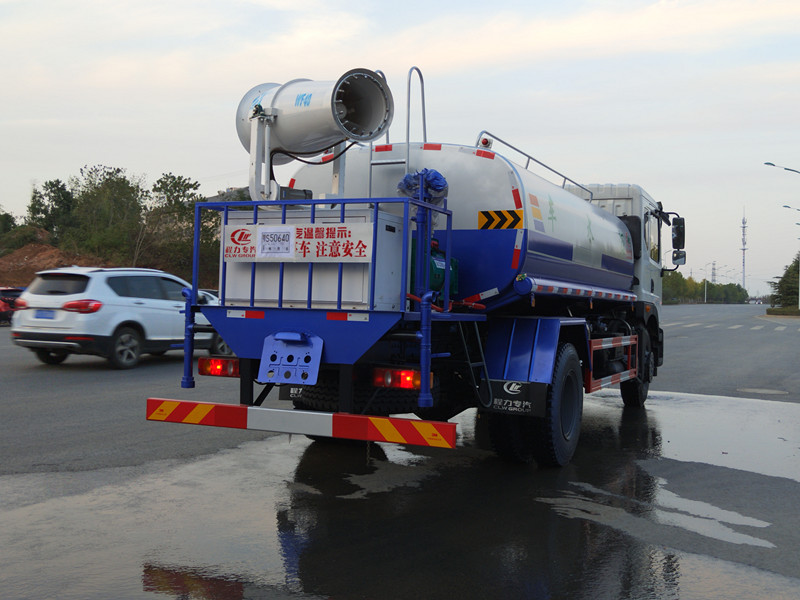 東風(fēng)T5灑水車帶霧炮-12立方灑水抑塵車廠家直銷 東風(fēng)T5灑水車帶霧炮-12立方灑水抑塵車廠家直銷