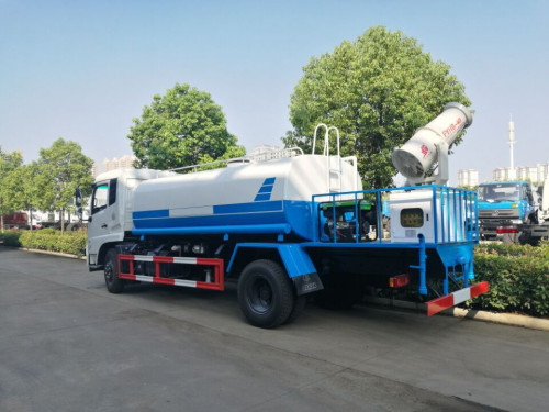 灑水降塵車的好壞直接影響降塵除霾的效果 灑水降塵車的好壞直接影響降塵除霾的效果