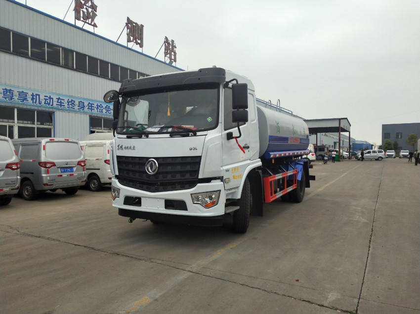 國六東風多利卡12噸灑水車,12方30米霧炮灑水車”參數說明 國六東風多利卡12噸灑水車,12方30米霧炮灑水車”參數說明