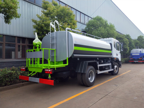 東風(fēng)多利卡D9灑水車,2019爆款車型,可做12方,和15噸 東風(fēng)多利卡D9灑水車,2019爆款車型,可做12方,和15噸