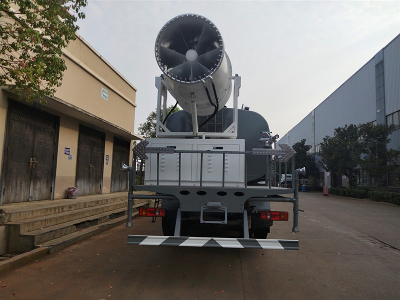 程力 環(huán)衛(wèi)小型灑水車廠家-湖北程力 程力 環(huán)衛(wèi)小型灑水車廠家-湖北程力