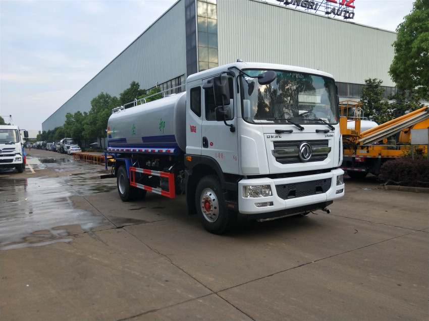 12噸東風灑水車多少錢一臺 噴灑車的使用注意事項 12噸東風灑水車多少錢一臺 噴灑車的使用注意事項