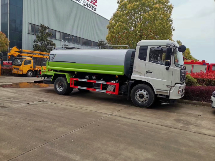 ���������I�V�^�õĞ�ˮ܇�N�۾W�c-��ˮ܇-�������F