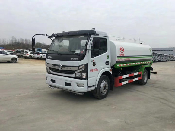 灑水車-如何選擇適合自己的灑水車-環衛灑水車廠家哪家好 灑水車-如何選擇適合自己的灑水車-環衛灑水車廠家哪家好