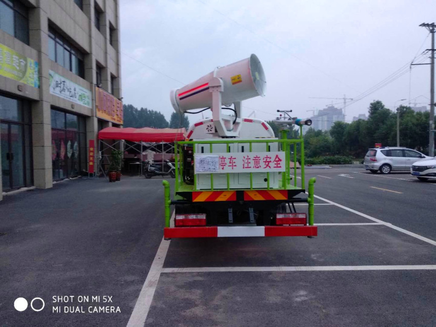 伴君長興牌AAA5075GSSE6型灑水車 伴君長興牌AAA5075GSSE6型灑水車