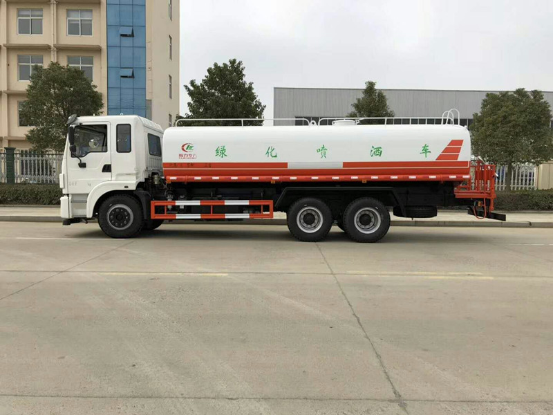 東風(fēng)18噸灑水車-18立方灑水車廠家價格報價-程力灑水車生產(chǎn)廠家 東風(fēng)18噸灑水車-18立方灑水車廠家價格報價-程力灑水車生產(chǎn)廠家