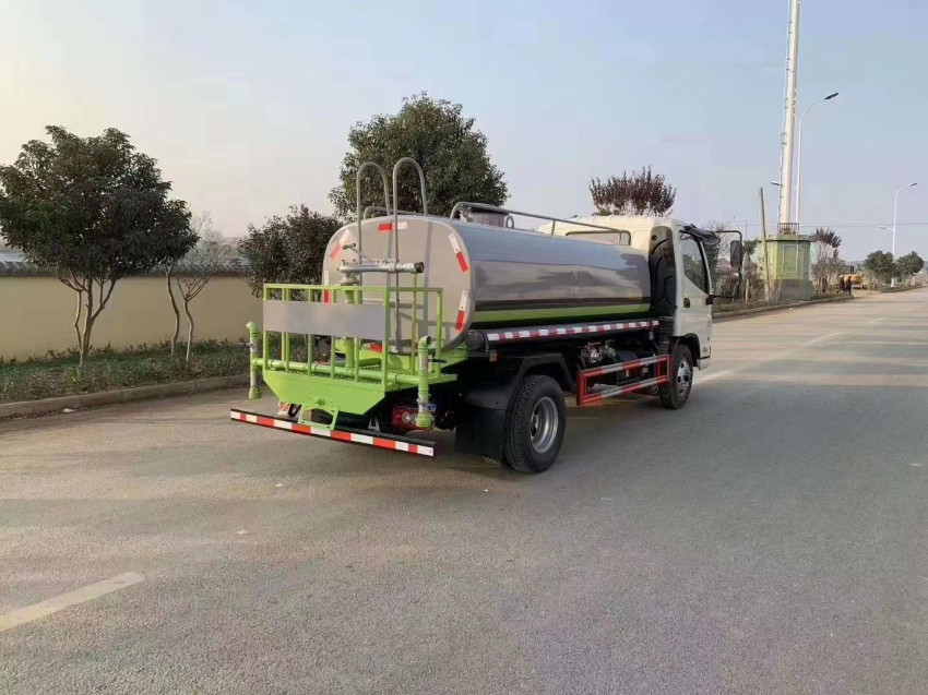 ��������5����ˮ܇