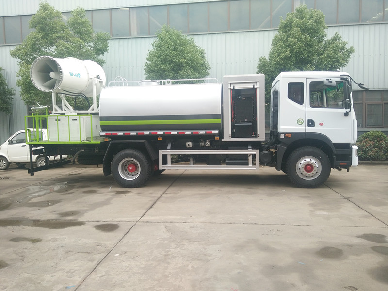 大廠直銷國六灑水車,5方-15方灑水車,現(xiàn)貨低價(jià)直銷 大廠直銷國六灑水車,5方-15方灑水車,現(xiàn)貨低價(jià)直銷