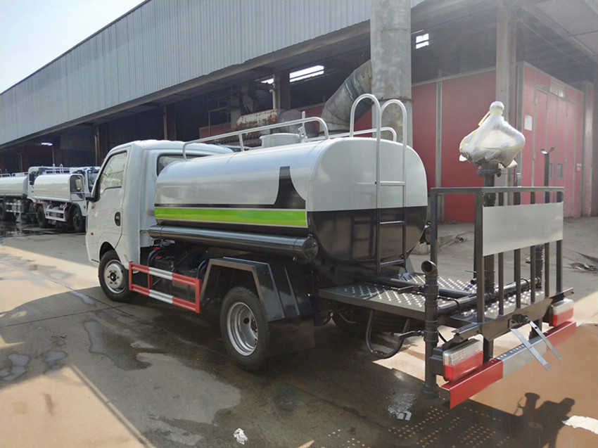 廠區用小型灑水車多少錢-多功能灑水車價格-程力灑水車生產廠家 廠區用小型灑水車多少錢-多功能灑水車價格-程力灑水車生產廠家