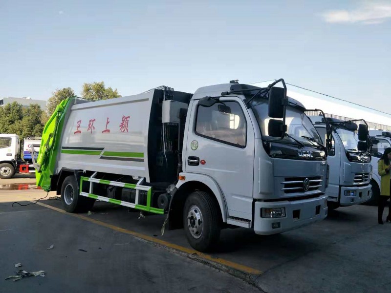 東風多利卡壓縮式垃圾車-垃圾車-8方垃圾車廠家銷售-湖北程力 東風多利卡壓縮式垃圾車-垃圾車-8方垃圾車廠家銷售-湖北程力