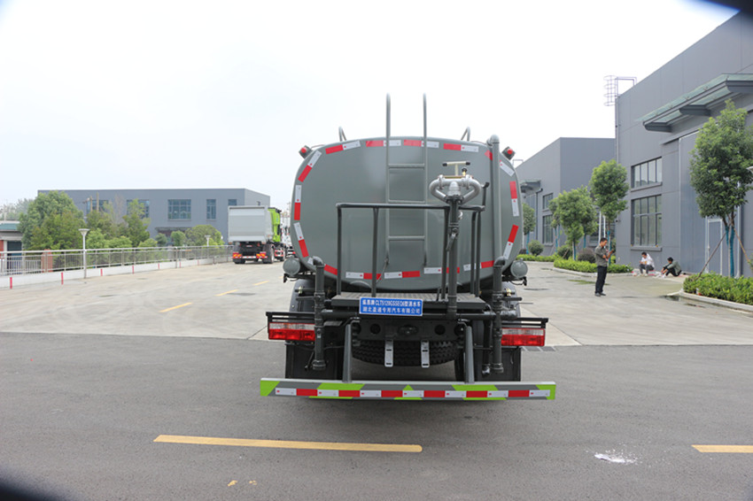 �v���Ɩ|�L(f��ng)8����ˮ܇�r��-�|�L(f��ng)10����ˮ܇-����ӯͨ