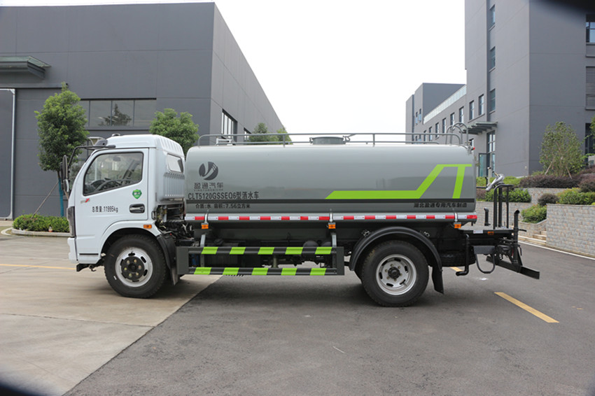 �v���Ɩ|�L(f��ng)8����ˮ܇�r��-�|�L(f��ng)10����ˮ܇-����ӯͨ