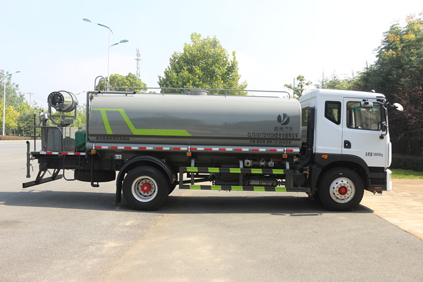 東風D9抑塵灑水車 東風D9抑塵灑水車