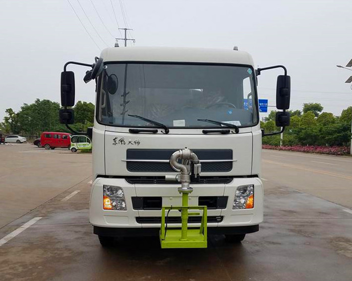 環衛灑水車發動機故障怎么辦 程力灑水車廠家教您快速排 環衛灑水車發動機故障怎么辦 程力灑水車廠家教您快速排