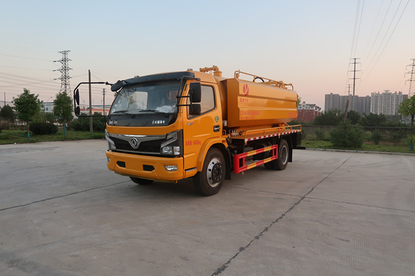 �{�Ƈ���С����ϴ����܇-����С����ϴ����܇-����ӯͨ