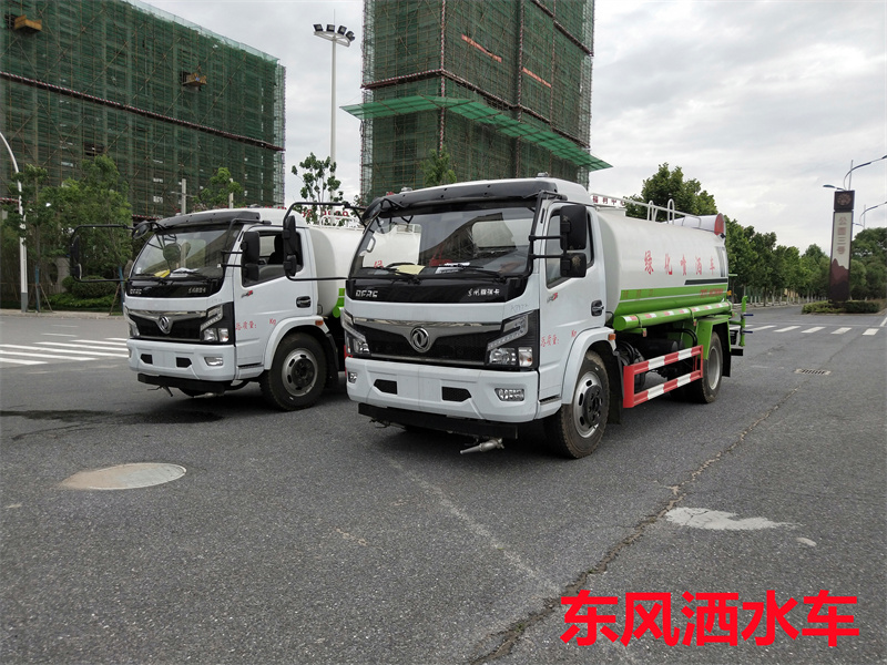 冬天防治霧霾,價值近百萬的霧炮車出來工作-程力霧炮車廠家直銷 冬天防治霧霾,價值近百萬的霧炮車出來工作-程力霧炮車廠家直銷