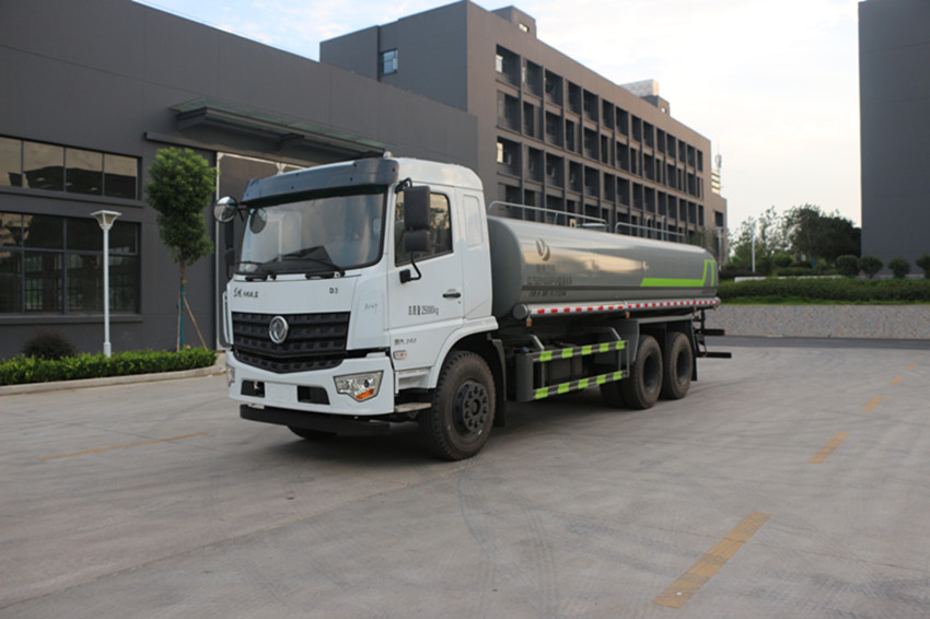 大型灑水車 大型灑水車