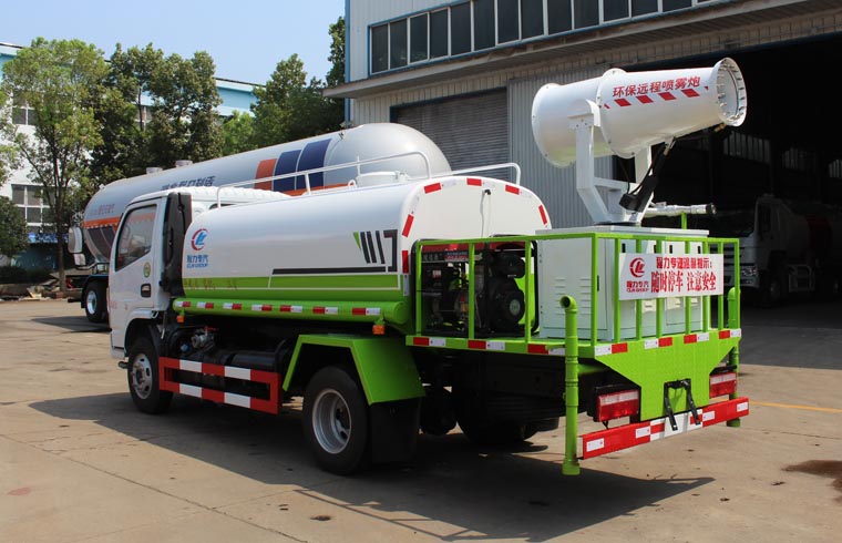 東風(fēng)國(guó)六5立方灑水車(chē) 東風(fēng)國(guó)六5立方灑水車(chē)