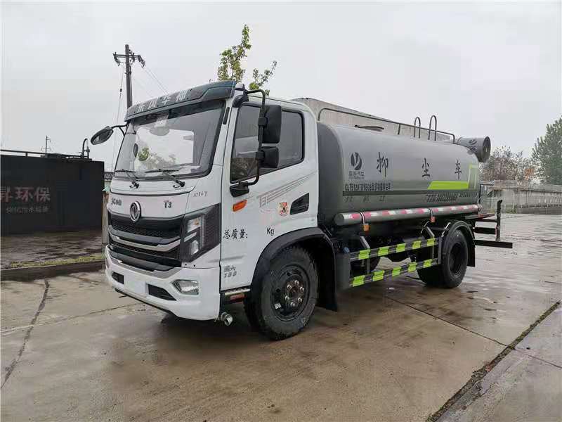 東風(fēng)多利卡10噸灑水車-東風(fēng)灑水車廠家報價 東風(fēng)多利卡10噸灑水車-東風(fēng)灑水車廠家報價