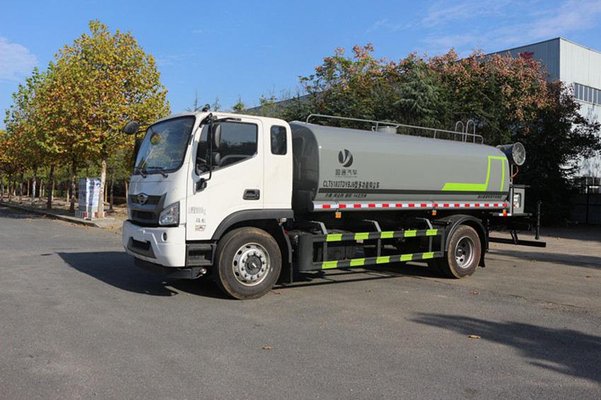 多功能灑水車 多功能灑水車