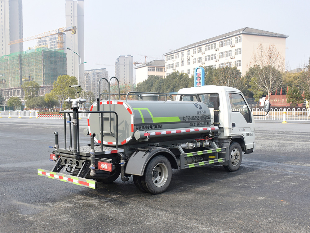 ����С���{�ƞ�ˮ܇-С��2.7���{�ƞ�ˮ܇