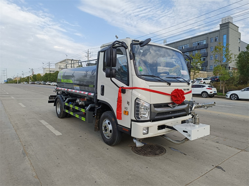 藍(lán)牌灑水車適合哪些應(yīng)用場(chǎng)景-藍(lán)牌灑水車廠家銷售 藍(lán)牌灑水車適合哪些應(yīng)用場(chǎng)景-藍(lán)牌灑水車廠家銷售
