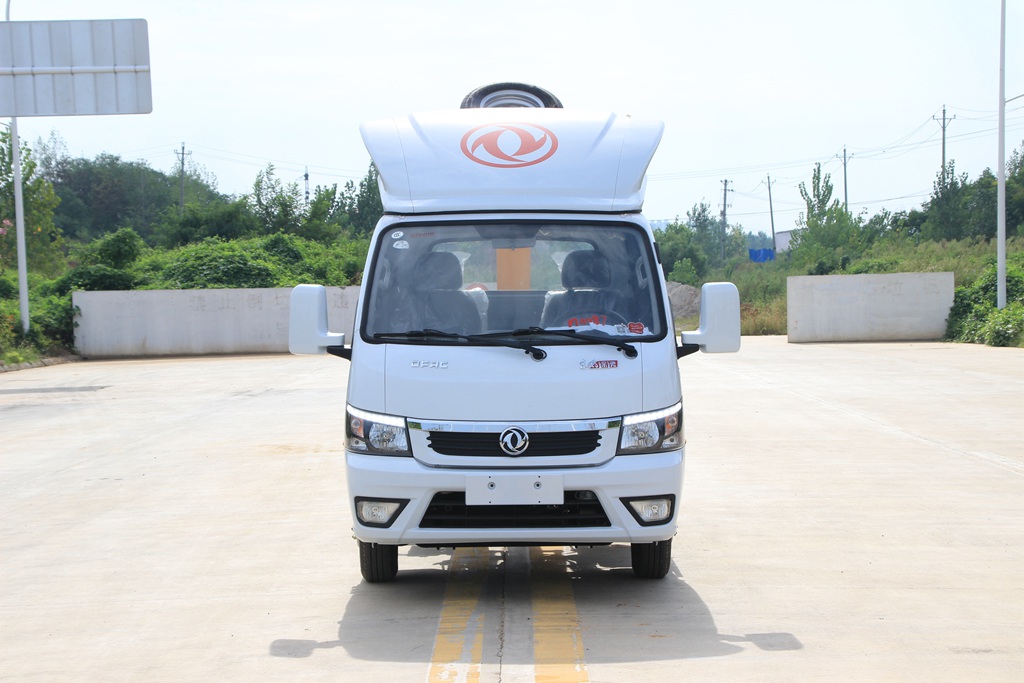 東風(fēng)途逸勾臂垃圾車(chē)