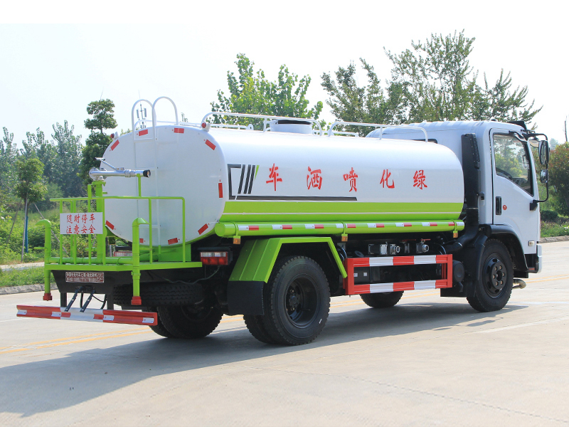 9.2噸灑水車(chē)